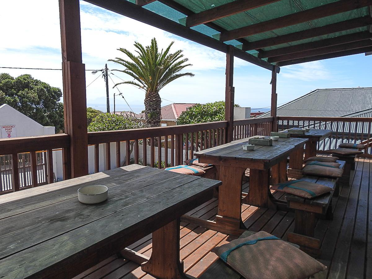 Mosselbay Backpackers Ostello Mossel Bay Esterno foto