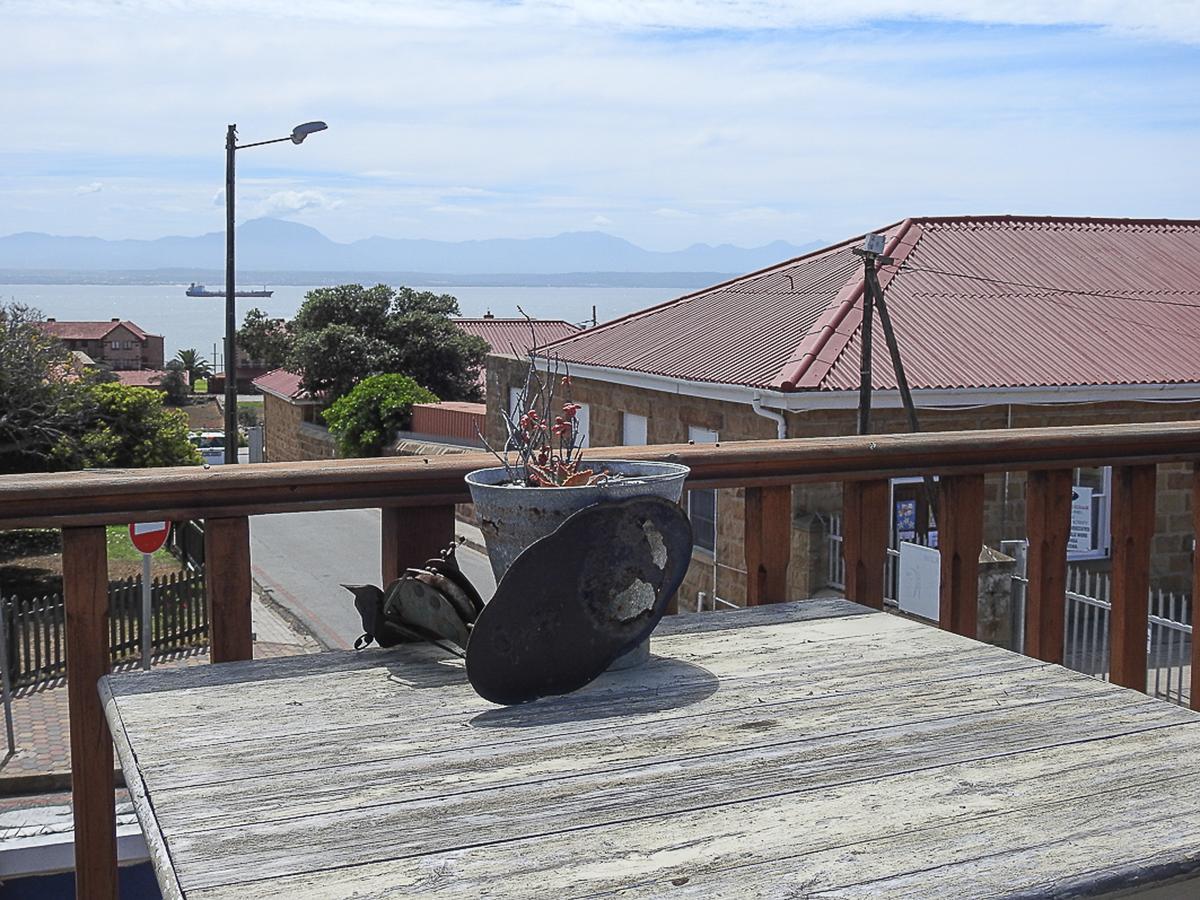 Mosselbay Backpackers Ostello Mossel Bay Esterno foto